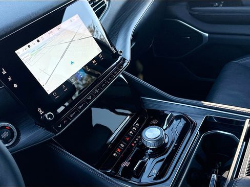 Used 2023 Jeep Wagoneer Series III w/ Convenience Group I image 27