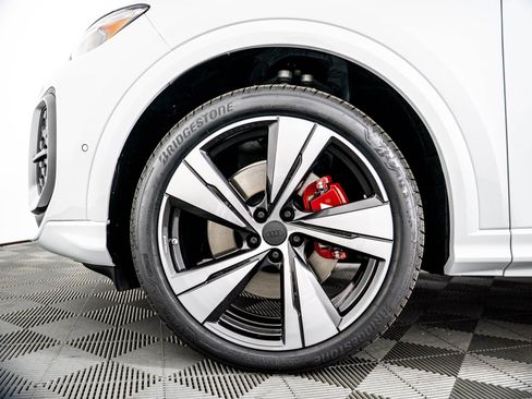New 2026 Audi SQ5 Premium Plus AWD/4WD image 3