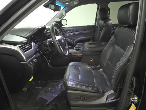 Used 2019 Chevrolet Tahoe LS w/ Enhanced Driver Alert Package RWD image 4