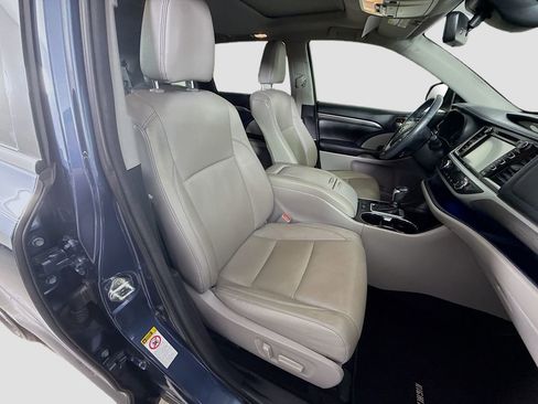 Certified 2018 Toyota Highlander Limited image 19