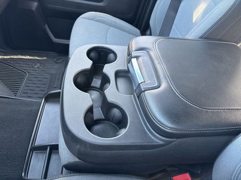 Used 2024 RAM 3500 Big Horn image 23