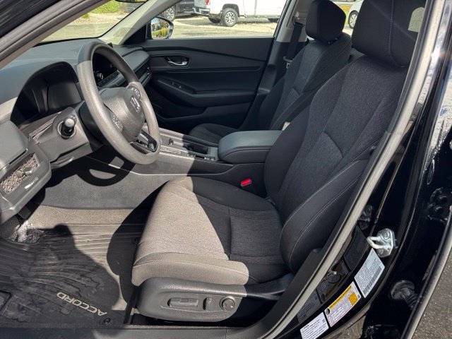 Certified 2025 Honda Accord SE image 14