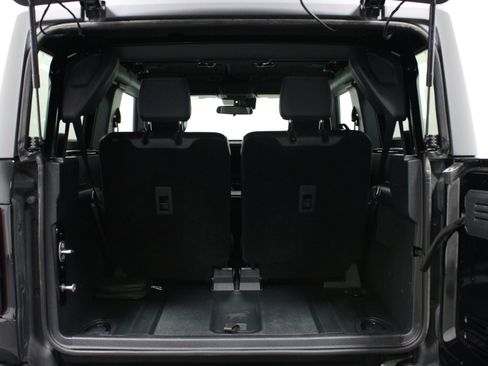 Used 2024 Ford Bronco Badlands image 14