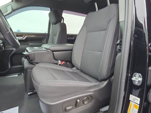 Used 2022 Chevrolet Silverado 1500 LT image 16