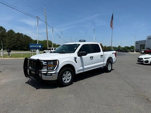 Used 2023 Ford F150 XLT w/ Trailer Tow Package AWD/4WD image 3