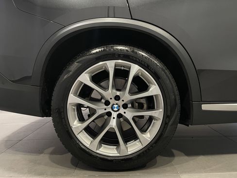 Certified 2023 BMW X5 xDrive40i w/ Premium Package AWD/4WD image 9