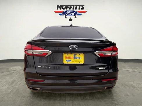 Used 2019 Ford Fusion Titanium AWD/4WD image 4