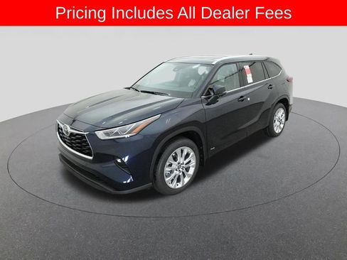 New 2026 Toyota Highlander Limited AWD/4WD image 1