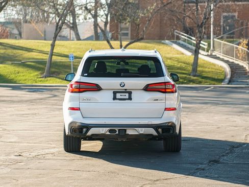 Used 2023 BMW X5 xDrive40i w/ M Sport Package image 6