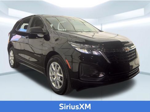 Used 2024 Chevrolet Equinox LS FWD image 5