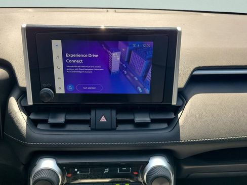 Certified 2025 Toyota RAV4 LE image 19