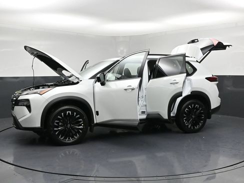 New 2026 Nissan Rogue SV AWD/4WD image 33