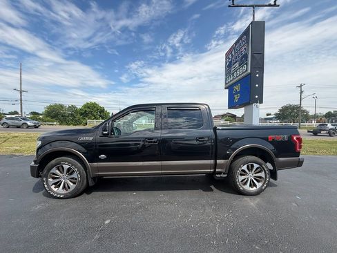 Used 2015 Ford F150 King Ranch w/ Equipment Group 601A Luxury AWD/4WD image 6