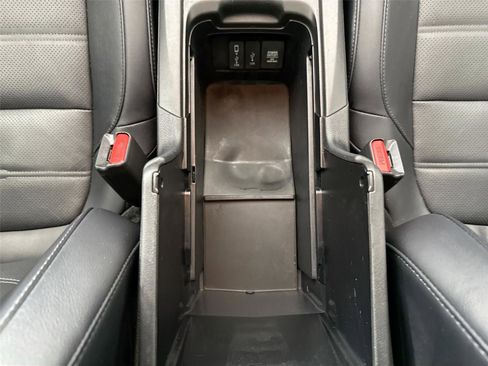 Used 2018 Honda CR-V Touring image 36