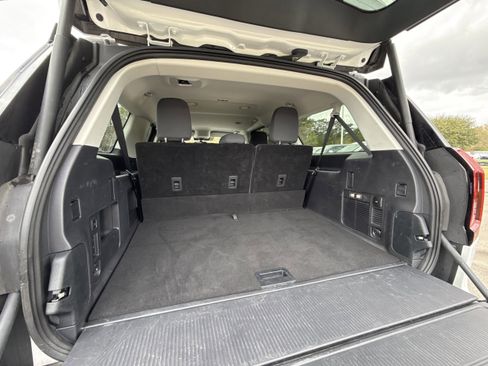Used 2025 Ford Expedition Max Active AWD/4WD image 27