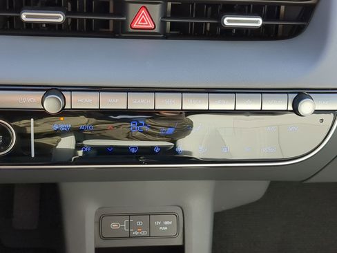 Certified 2025 Hyundai Ioniq 5 Limited image 28