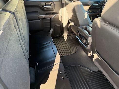 Used 2022 Chevrolet Silverado 1500 LTZ w/ Technology Package image 17