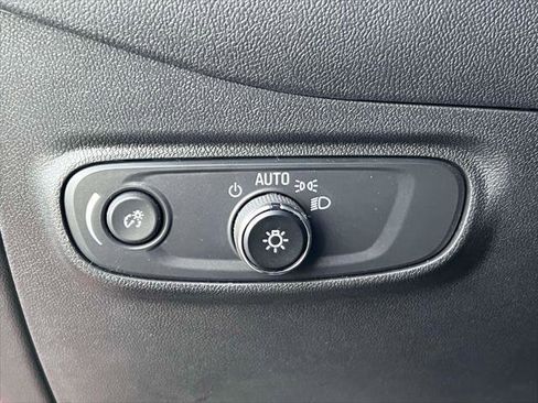 Used 2024 Chevrolet Equinox RS w/ RS Leather Package image 17