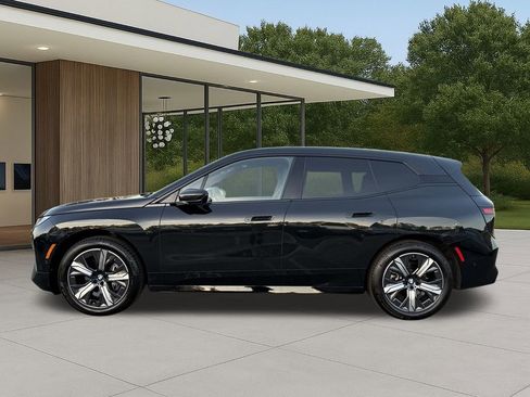 Used 2026 BMW iX xDrive45 image 12