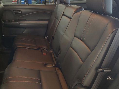 Certified 2023 Honda Passport TrailSport image 24