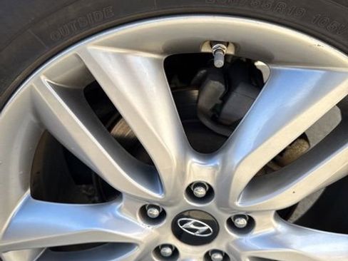 Used 2015 Hyundai Santa Fe Sport 2.0T w/ Option Group 05 image 13