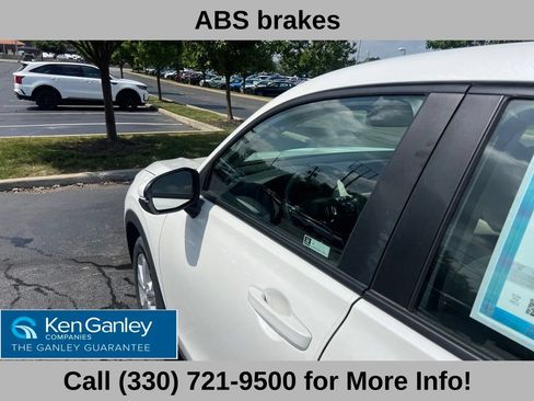 Used 2024 Honda HR-V LX image 24