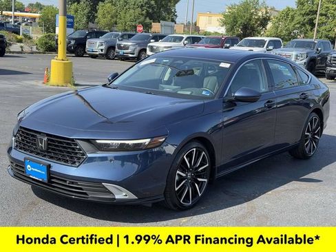 Certified 2025 Honda Accord Touring image 4
