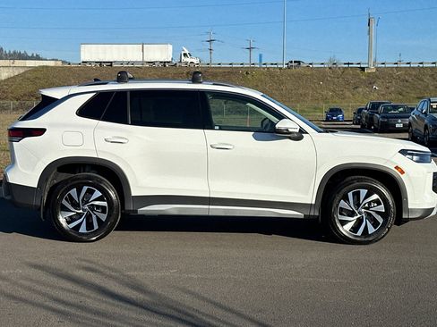 New 2026 Volkswagen Tiguan S image 2