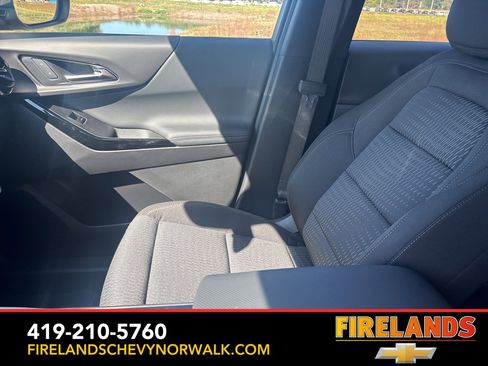 New 2026 Chevrolet Equinox LT w/ LPO, Floor Liner Package image 15