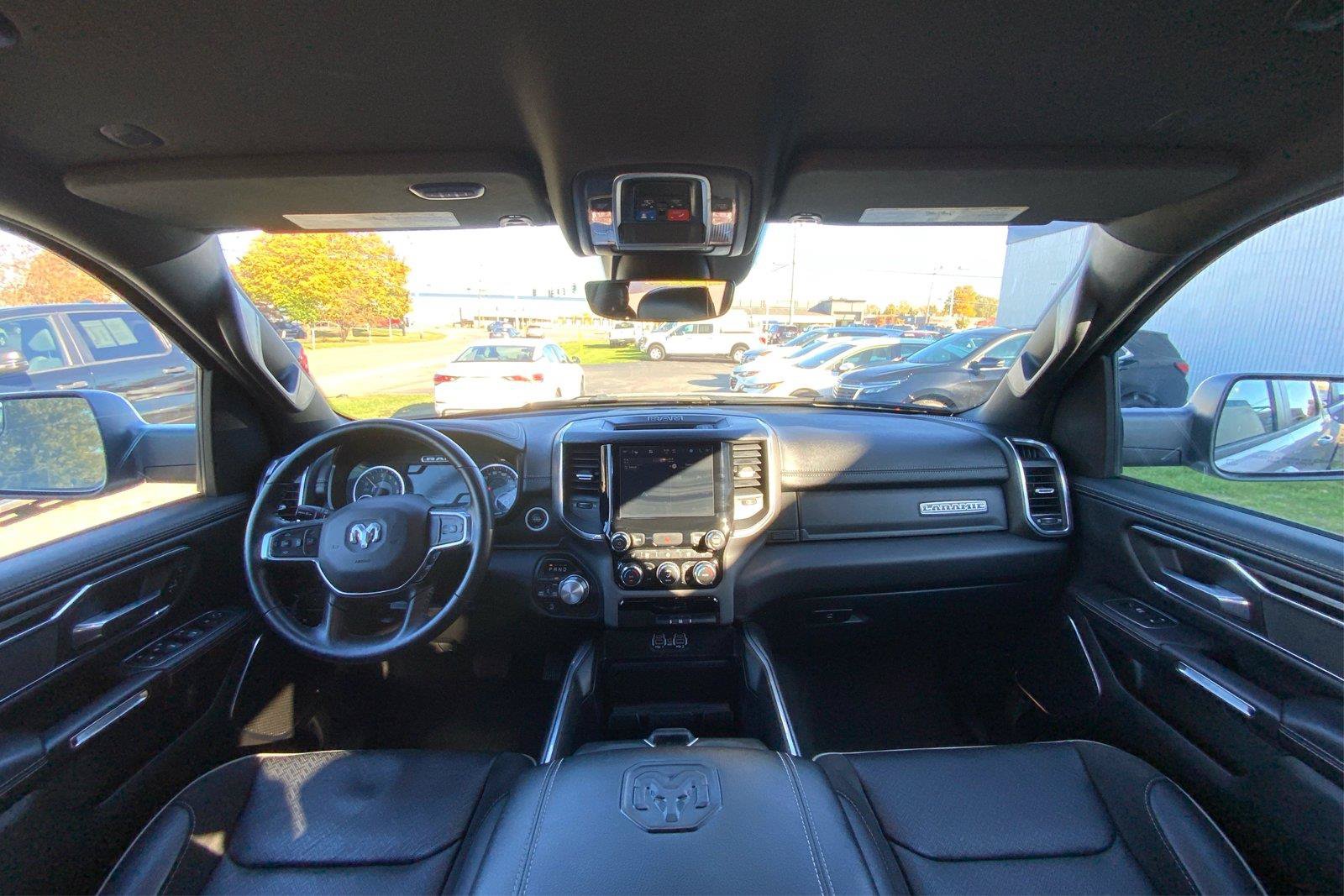 Used 2024 RAM 1500 Laramie AWD/4WD image 30