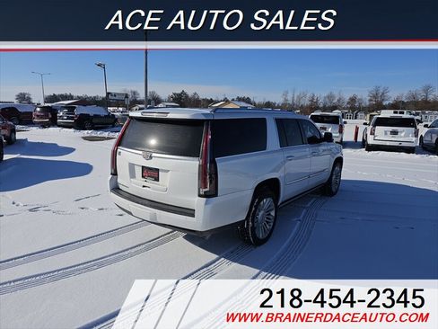Used 2016 Cadillac Escalade ESV Platinum image 4