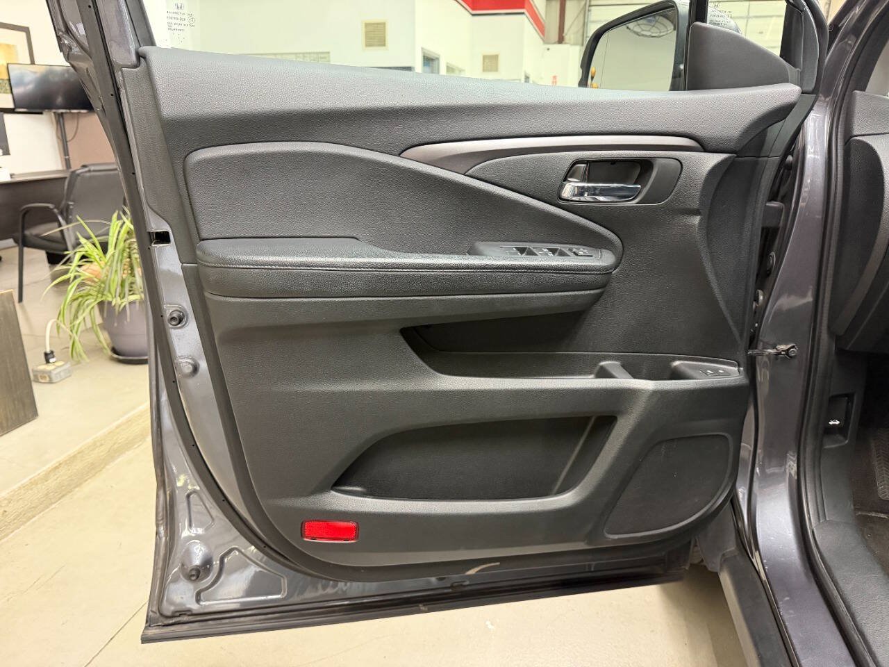 Used 2016 Honda Pilot EX-L image 10
