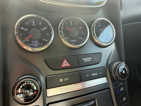 Used 2014 Hyundai Genesis 2.0T RWD image 16