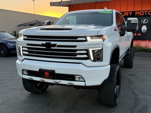 Used 2021 Chevrolet Silverado 3500 High Country AWD/4WD image 3