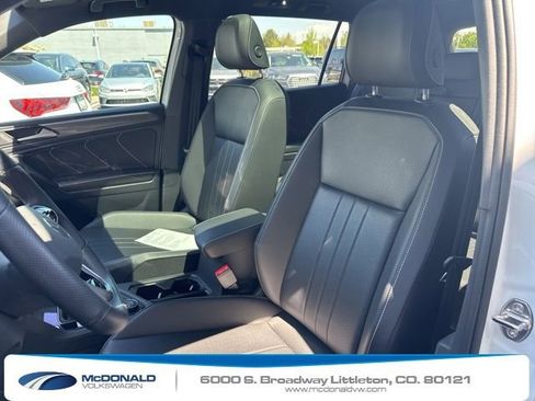 Used 2024 Volkswagen Tiguan SE R-Line AWD/4WD image 12