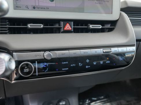 Used 2024 Hyundai Ioniq 5 SEL RWD image 21