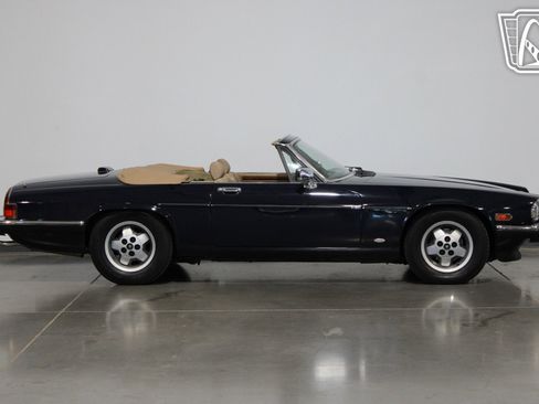 Used 1988 Jaguar XJS Convertible image 19