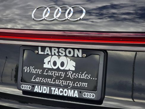 Used 2023 Audi Q4 e-tron Premium Plus w/ Premium Plus RWD image 32