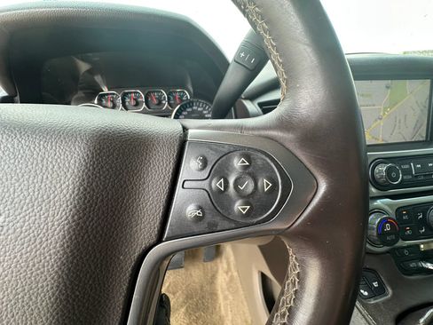 Used 2015 Chevrolet Tahoe LTZ AWD/4WD image 27