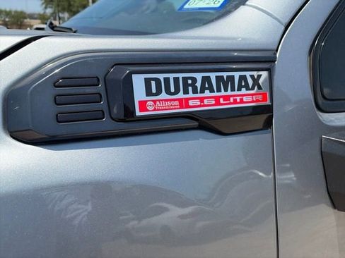 Used 2024 GMC Sierra 2500 AT4 w/ AT4 Preferred Package AWD/4WD image 8