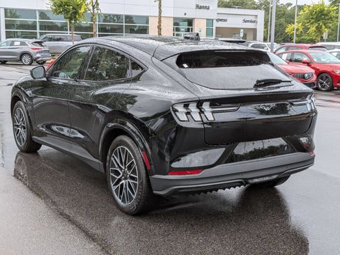 Used 2025 Ford Mustang Mach-E Premium AWD/4WD image 5
