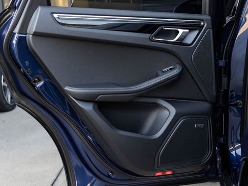 New 2026 Porsche Macan image 82