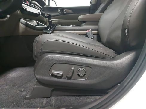 New 2026 Kia Carnival LXS image 31