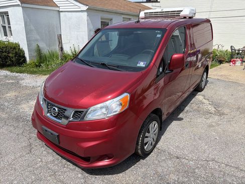 Used 2017 Nissan NV200 SV w/ Technology Package FWD image 1