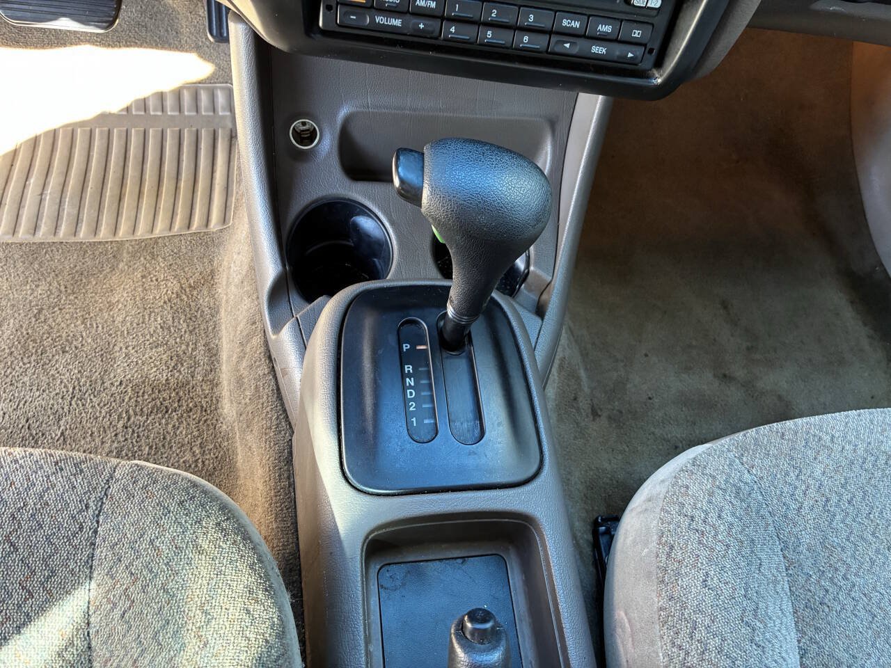 Used 1998 Ford Contour LX FWD image 16