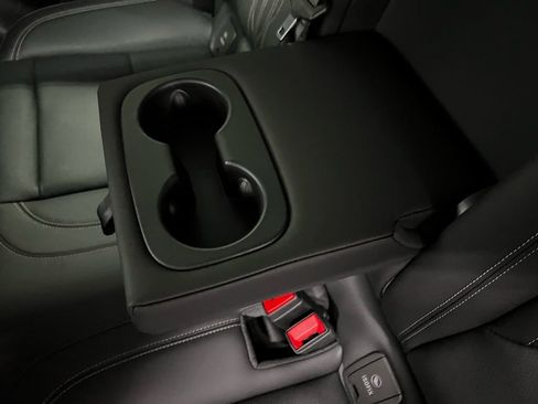 New 2026 Buick Envision Avenir image 37