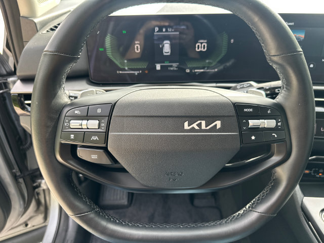 Used 2026 Kia Sportage LX FWD image 26