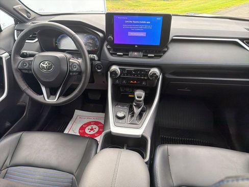 Used 2024 Toyota RAV4 XSE w/ Advanced Technology Package image 8