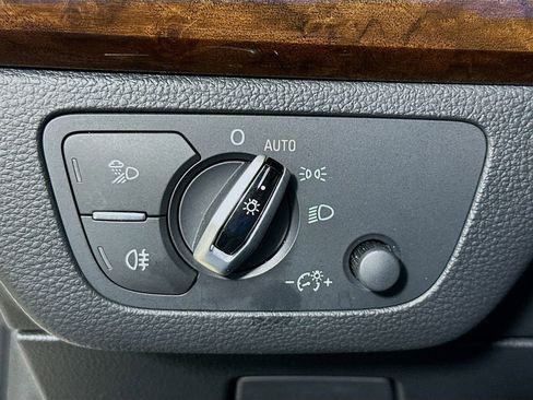 Used 2018 Audi Q5 2.0T Premium Plus w/ Premium Plus Package image 12