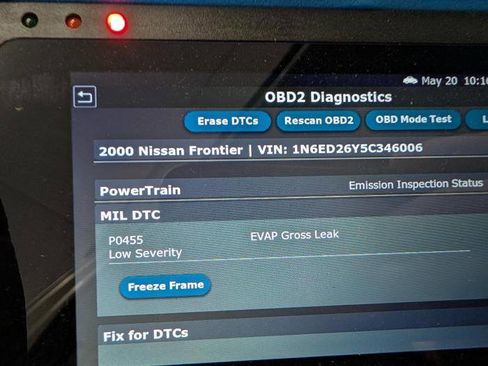 Used 2000 Nissan Frontier 4x4 King Cab V6 image 35